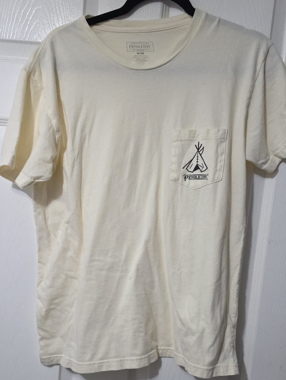 Pendleton Men’s Cream Short-Sleeve Pocket Tee with Pocket Graphic
